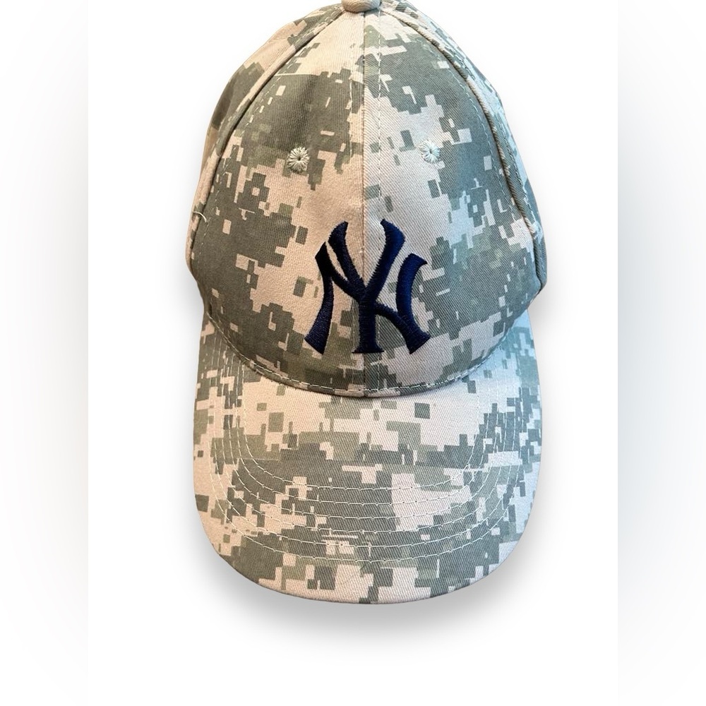 NY YANKEES CAMO HAT SGA MILITARY APPRECIATION CAP BUDWEISER MLB BASEBALL 2016